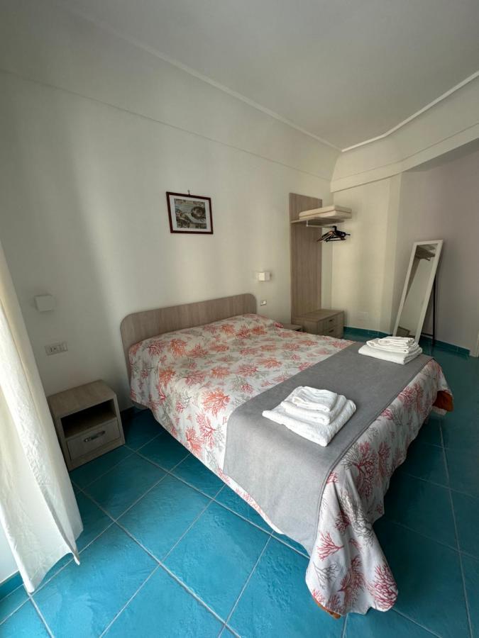 De Riso Apartments Luxury Amalfi Coast Минори Екстериор снимка